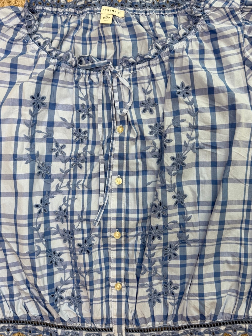 Free Assembly Plaid Embroidered Peasant Blouse – XL – NWT - Picture 4 of 8